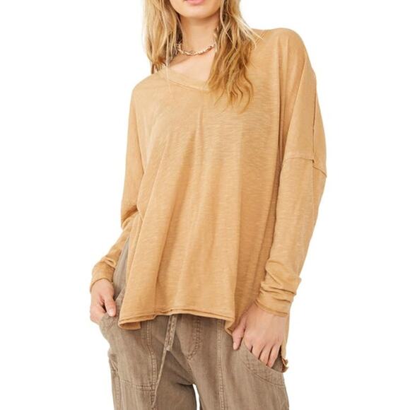 We The Free On My Mind V-neck Shirt In Light Earth Size XS - Picture 1 of 9